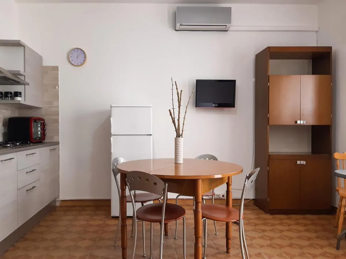 Sedicipassi Βίλα Villaggio Azzurro 0*,